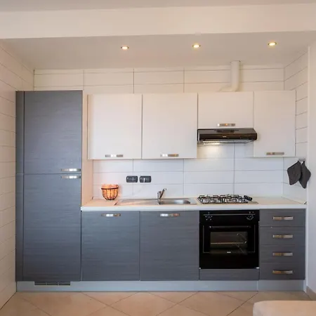 Apartman Brezza Di Mare - Bilocale Panoramico Con Parcheggio *