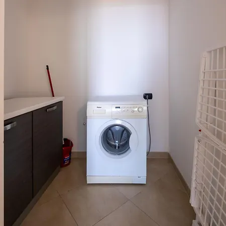 Brezza Di Mare - Bilocale Panoramico Con Parcheggio Apartamento *